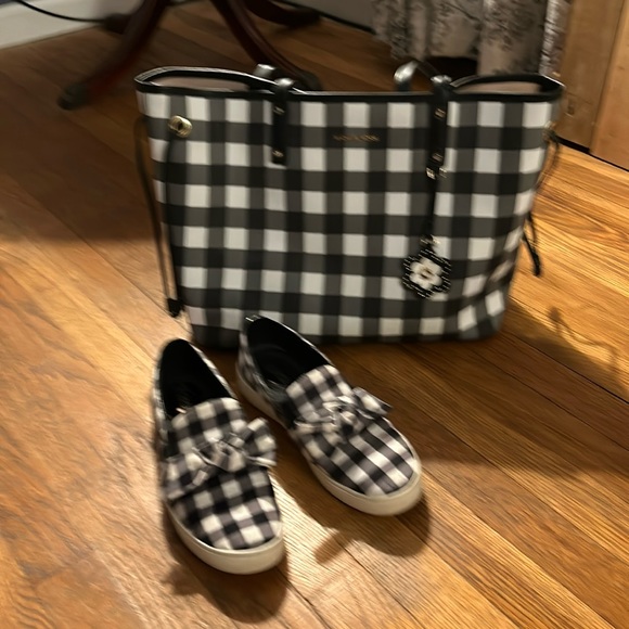 Michael Kors Buffalo Check Tote - Picture 1 of 5